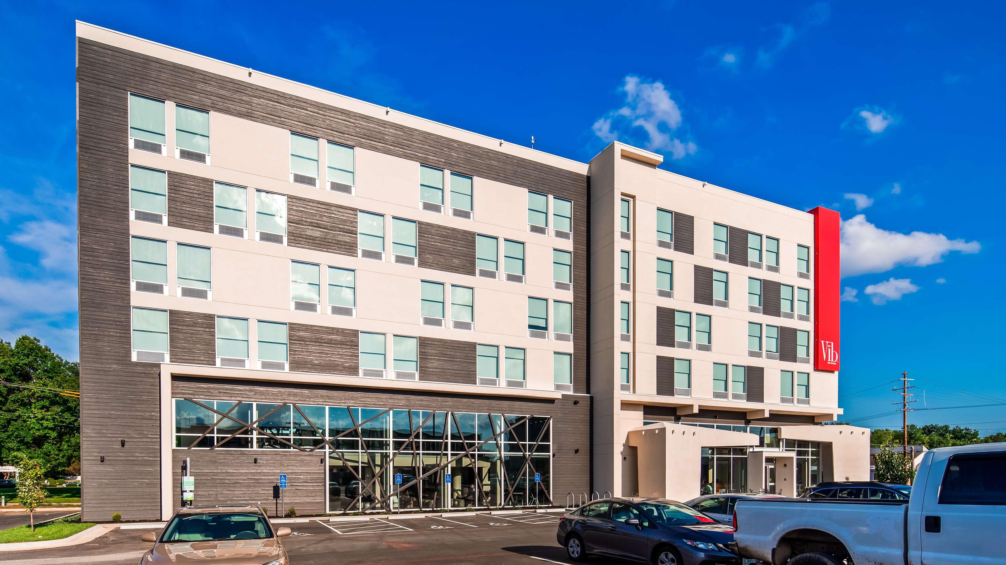 Best Western Plus - Wendover Inn Exterior foto