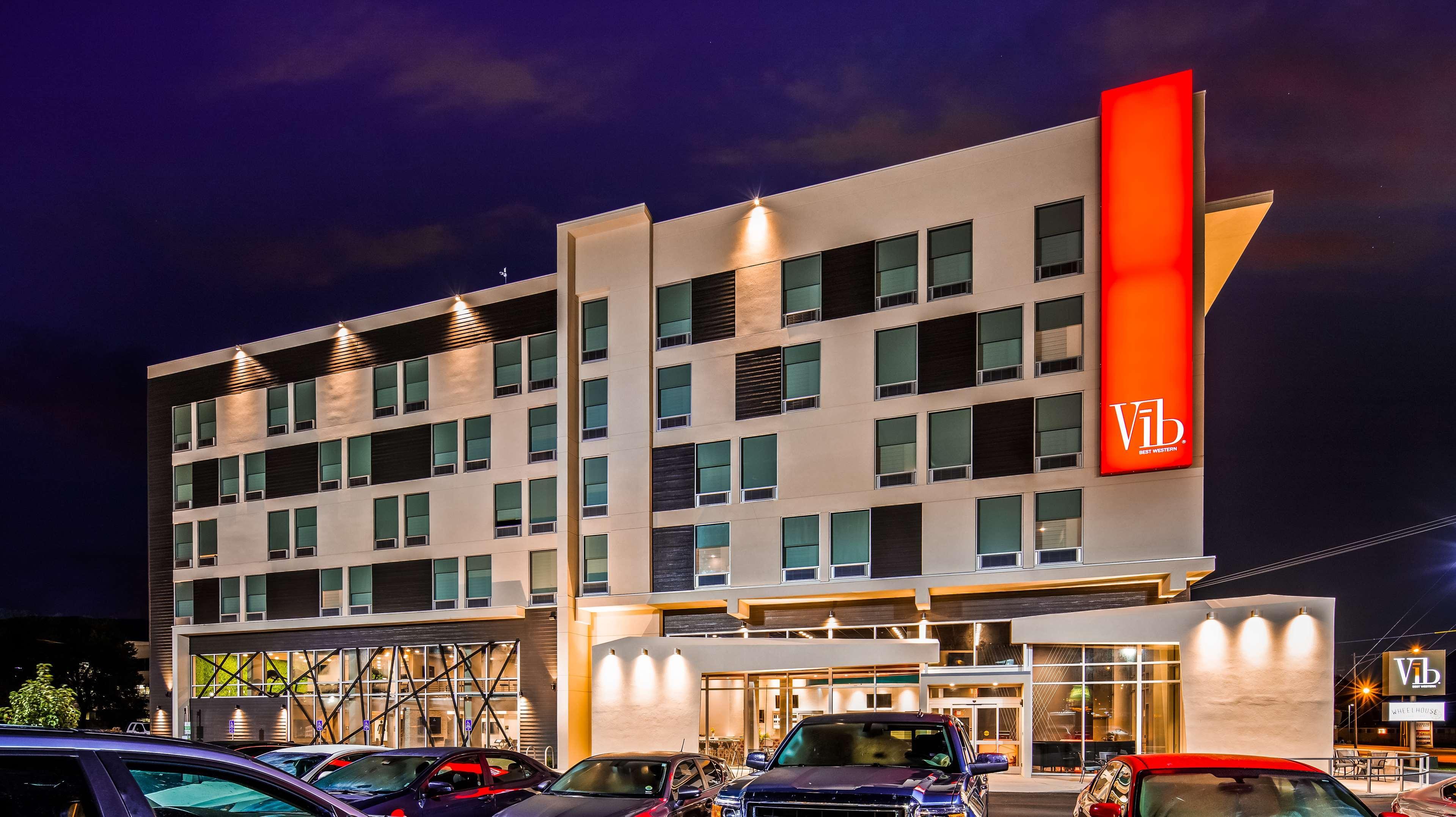 Best Western Plus - Wendover Inn Exterior foto